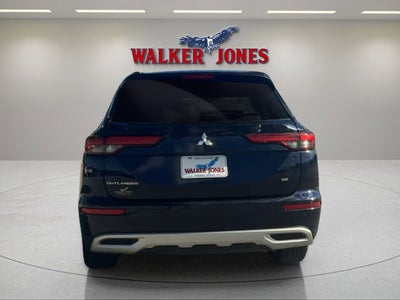 2024 Mitsubishi Outlander SE