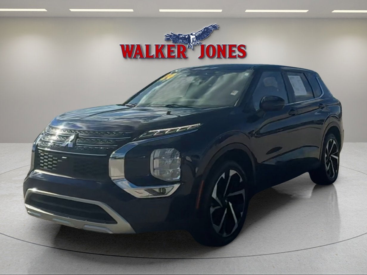 2024 Mitsubishi Outlander SE