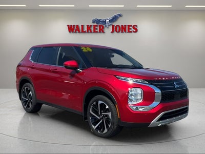 2024 Mitsubishi Outlander SE