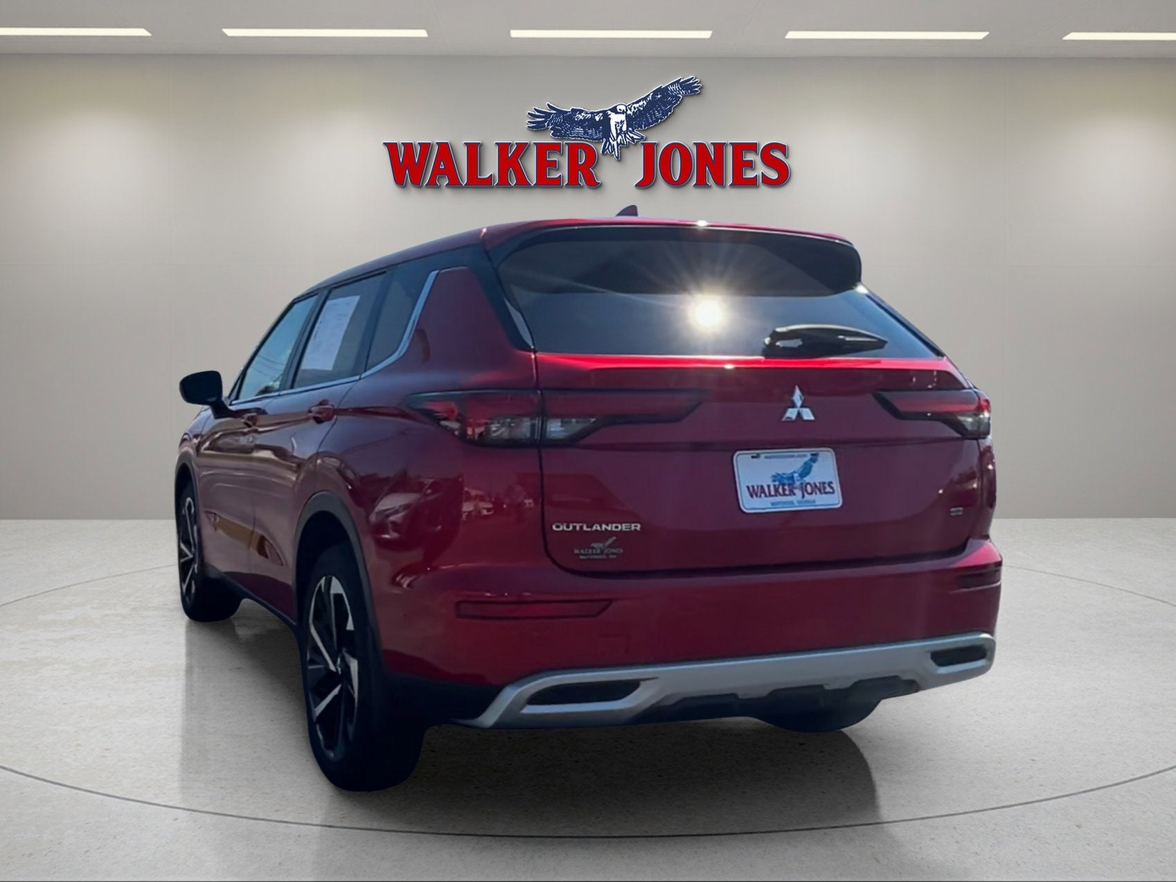 2024 Mitsubishi Outlander SE