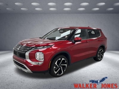 2024 Mitsubishi Outlander SE Black Edition w/Pano Roof