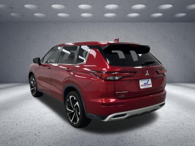 2024 Mitsubishi Outlander SE Black Edition w/Pano Roof