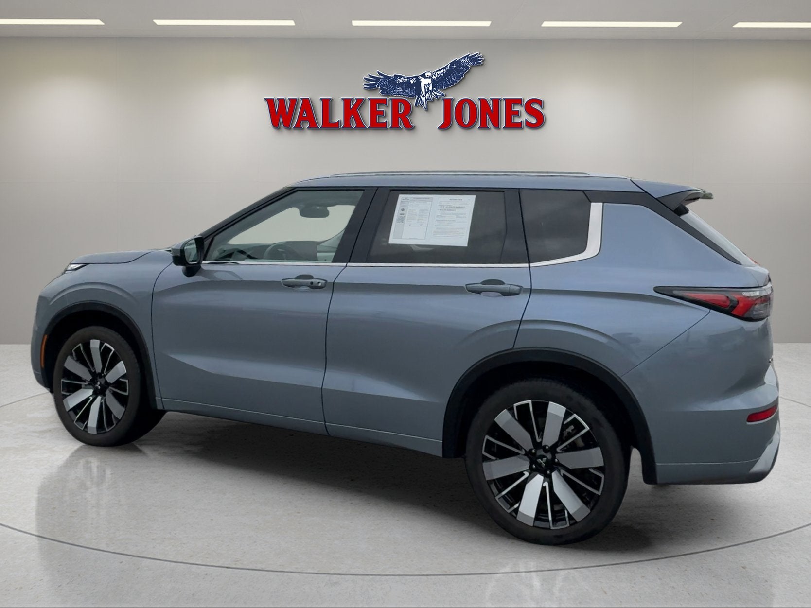 2025 Mitsubishi Outlander SEL