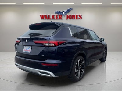 2024 Mitsubishi Outlander SE