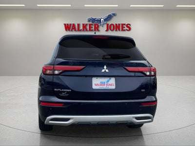 2024 Mitsubishi Outlander SE