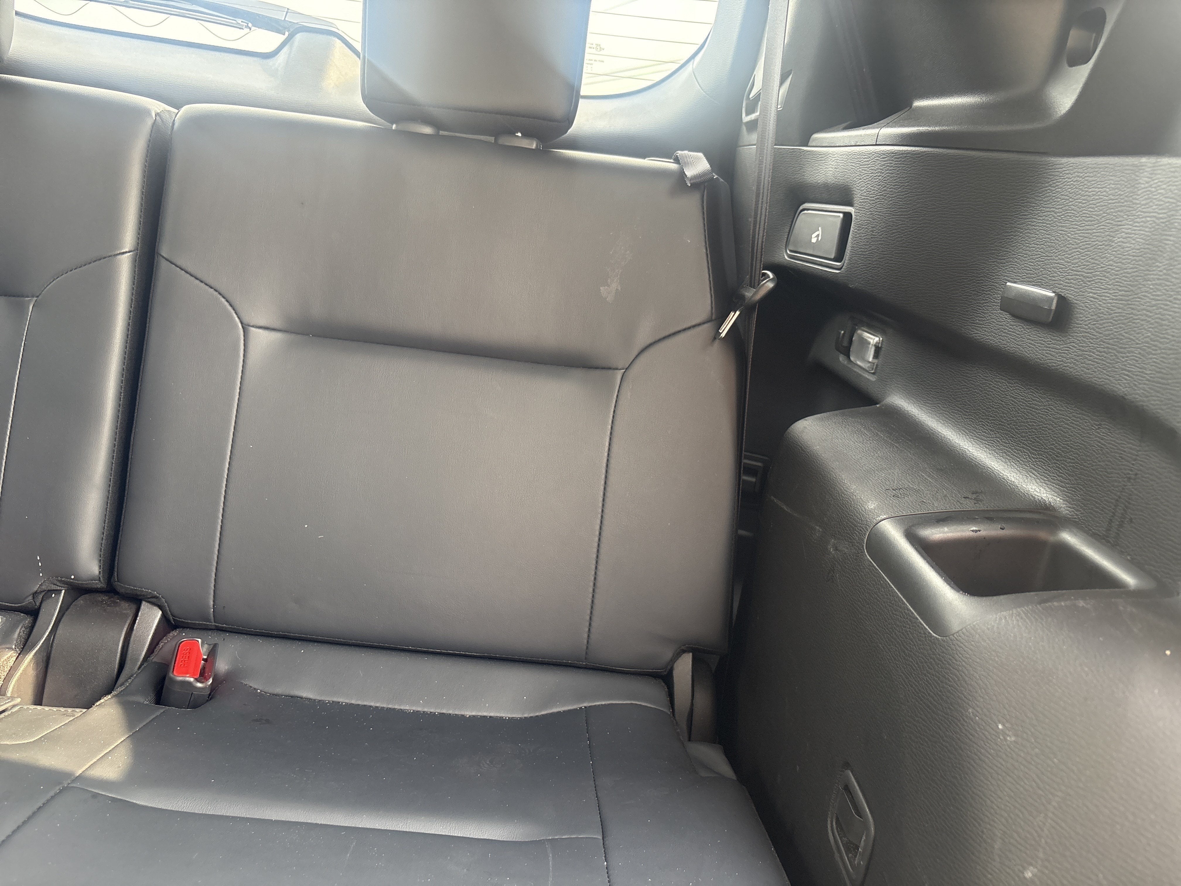 2024 Mitsubishi Outlander SE Black Edition w/Pano Roof