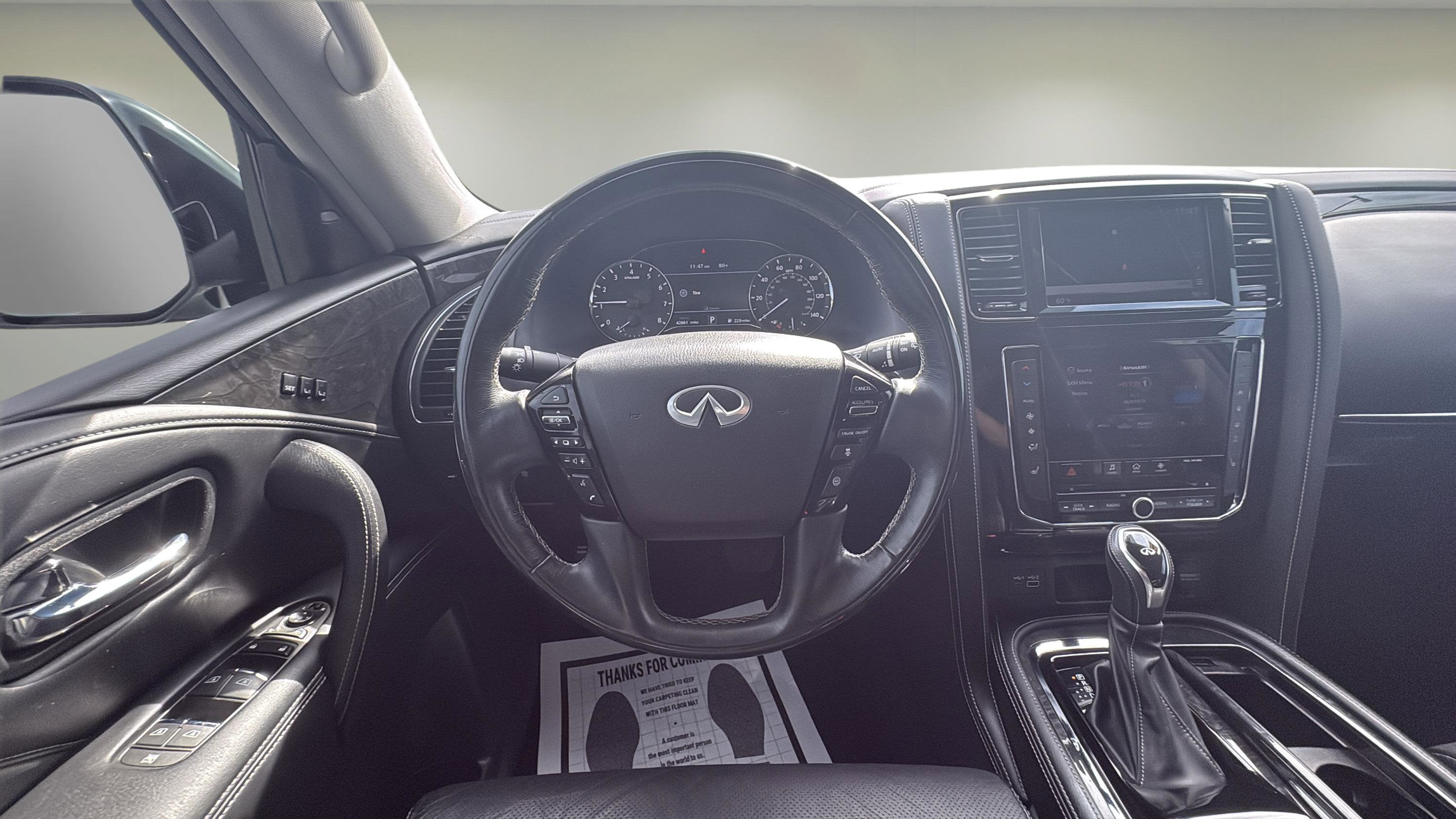 2021 INFINITI QX80 LUXE