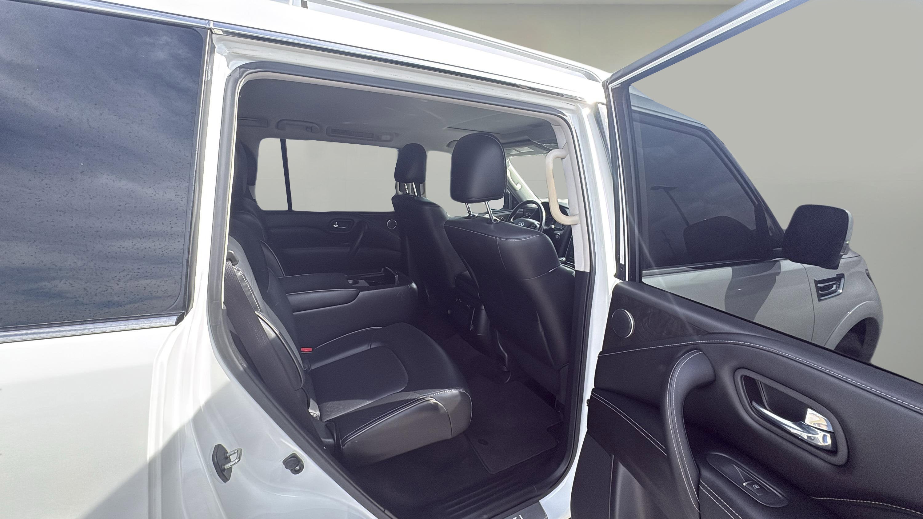 2021 INFINITI QX80 LUXE