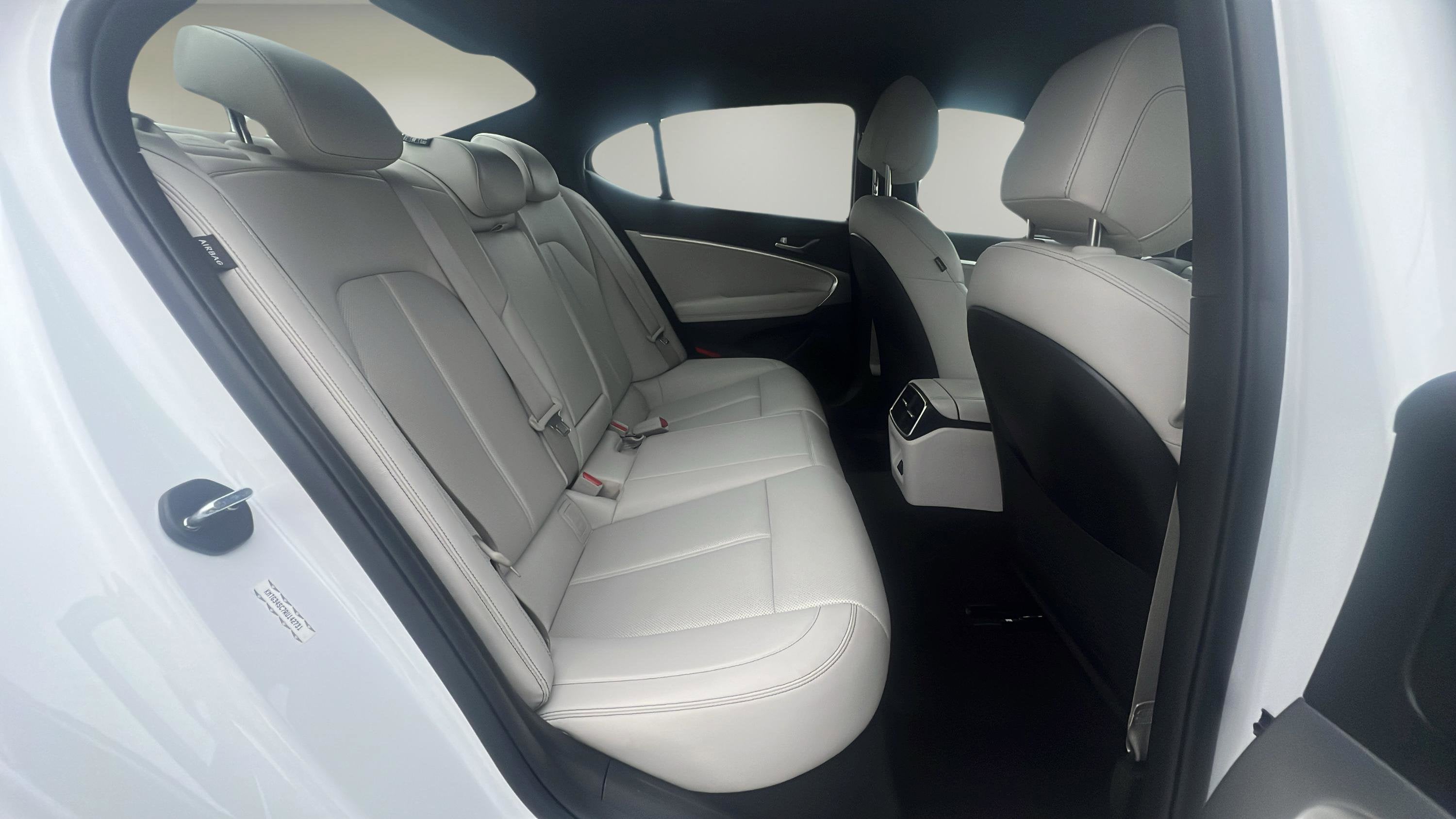 2024 Genesis G70 2.5T