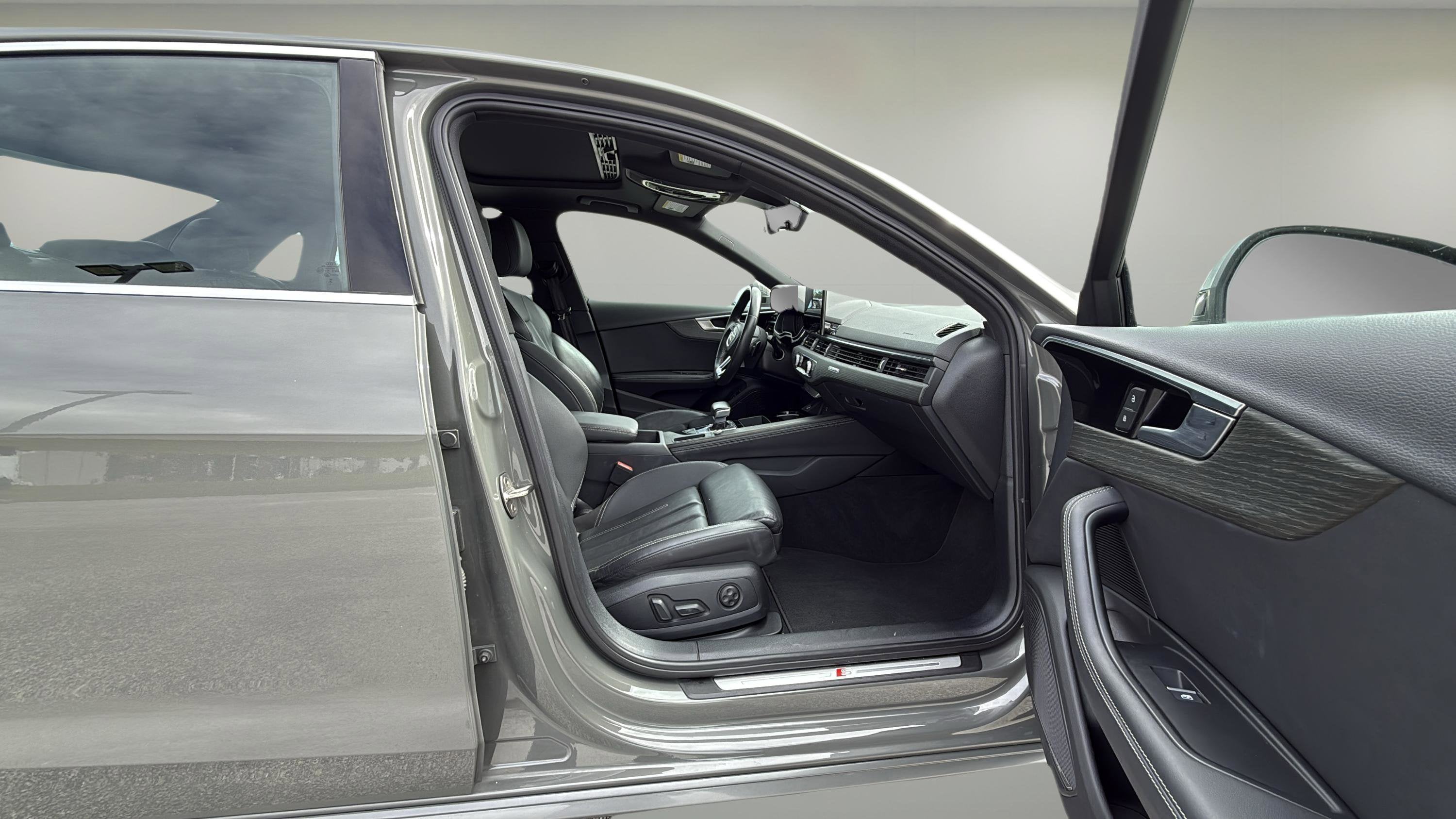 2023 Audi A4 Sedan S line Premium Plus