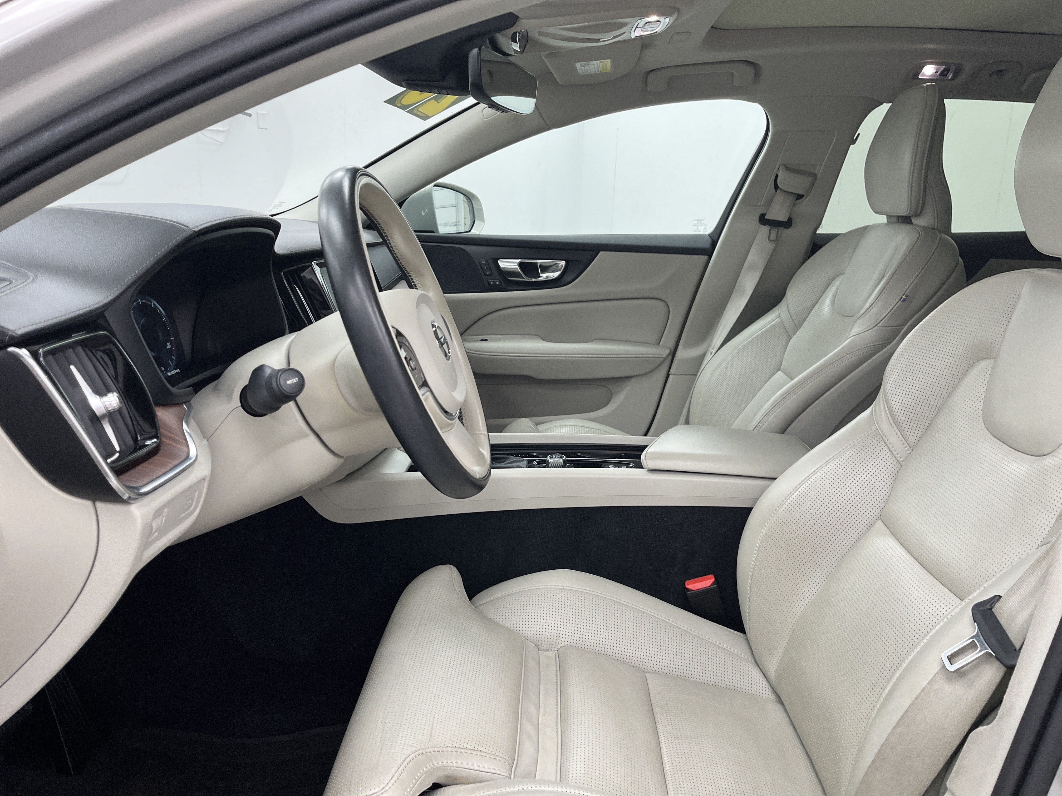 2020 Volvo V60 Cross Country T5 AWD