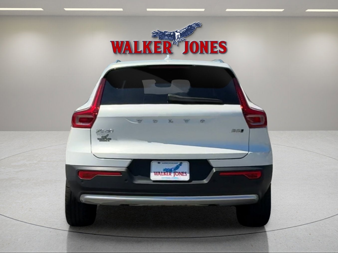 2024 Volvo XC40 B5 AWD CORE BRIGHT THEME